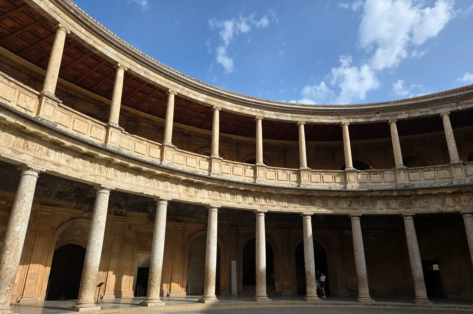 카를로스 5세 궁전  