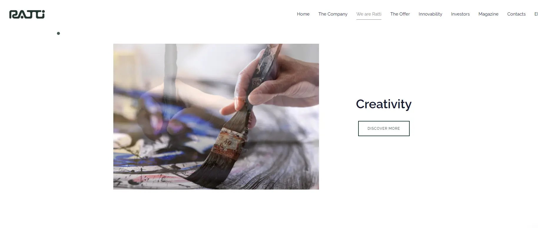 세계 최고의 이탈리아 텍스타일 제조사 라티(Ratti)의 역사, 실크 원단의 특징, 지속 가능한 공정(Green Ratti) 및 럭셔리 패션과의 협업을 분석합니다. 명품 원단의 본질을 확인하세요.