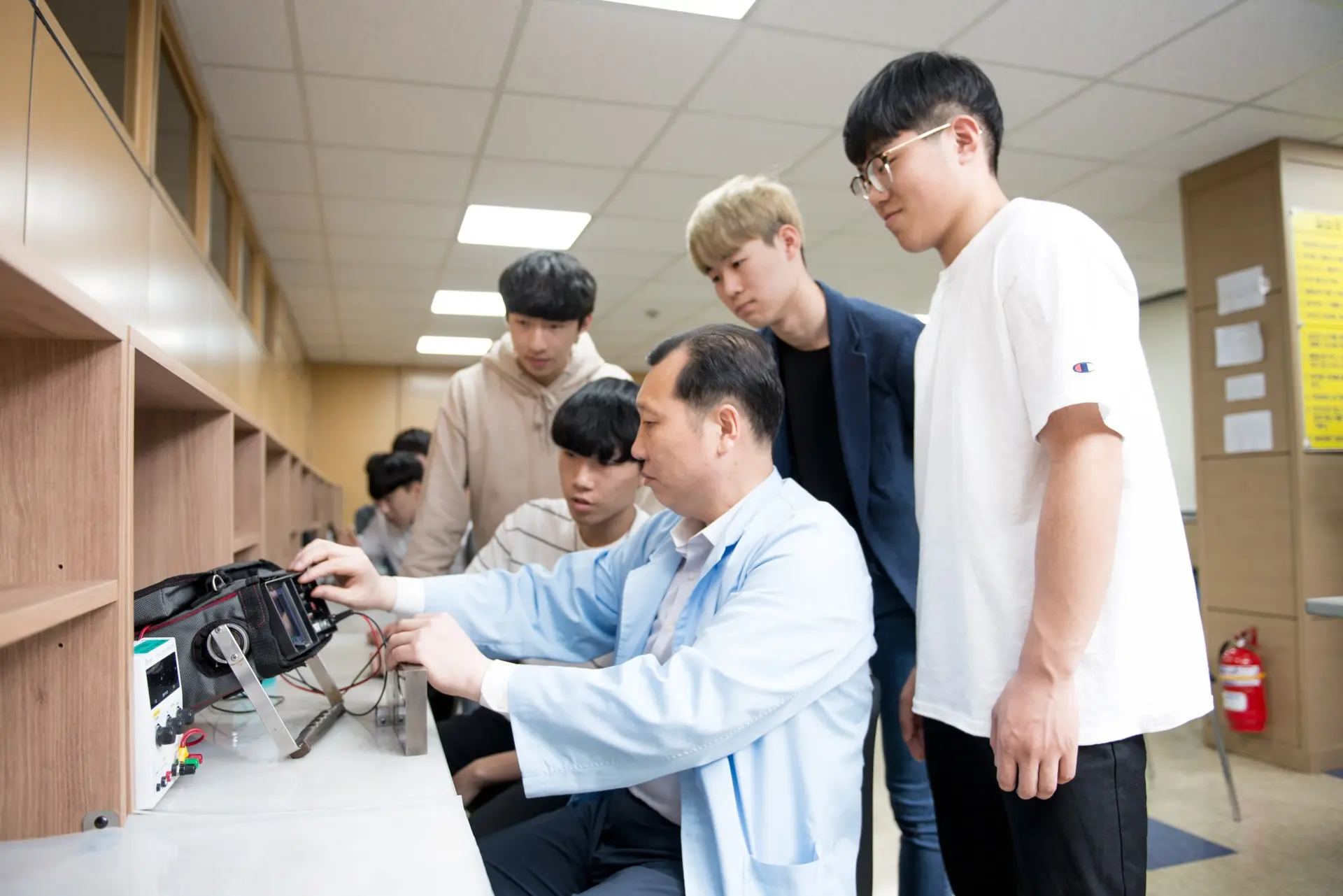 항공비파괴 초음파검사, 내부 신호는 어떻게 보일까요?