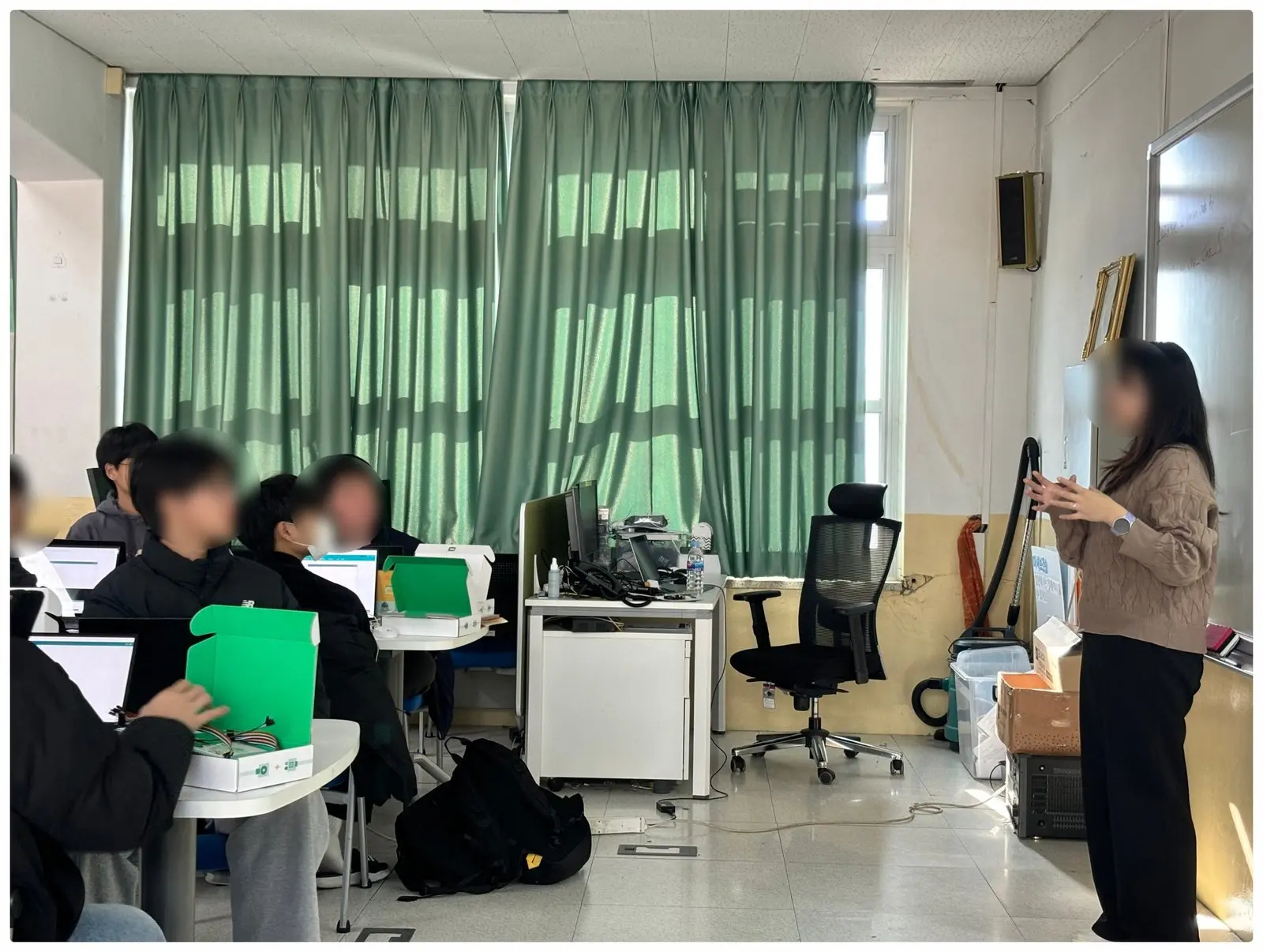 금산고등학교 AIoT 메이커 캠프 (2024) - 디자인씽킹과 AIoT 산출물