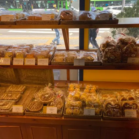 빵집매대 구매 전 반드시 확인해야 할 선택 기준은 무엇일까?