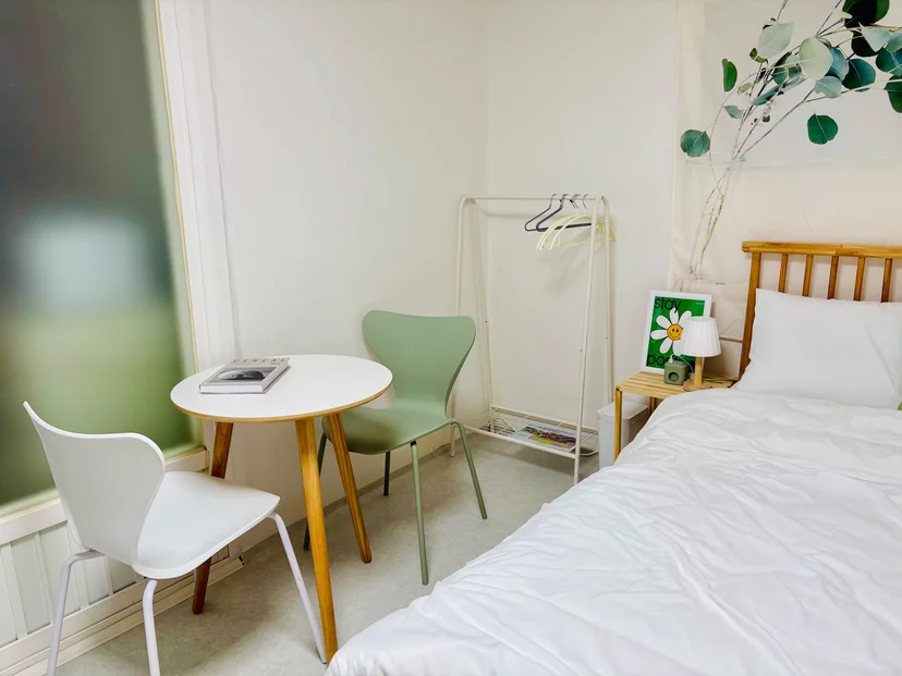신사역 단기임대 원룸 내부