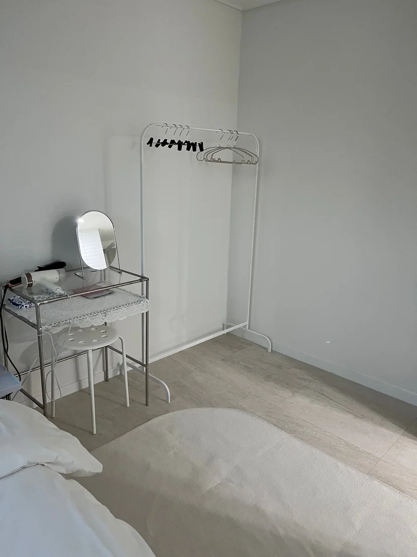 군산 단기임대 인덕션 화이트 주방