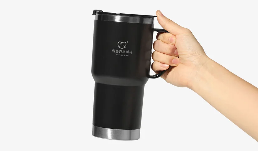 마플 스텐 텀블러 600ml 기업 로고 각인 인쇄 및 핸드 그립 파지 방법 실사용 예시