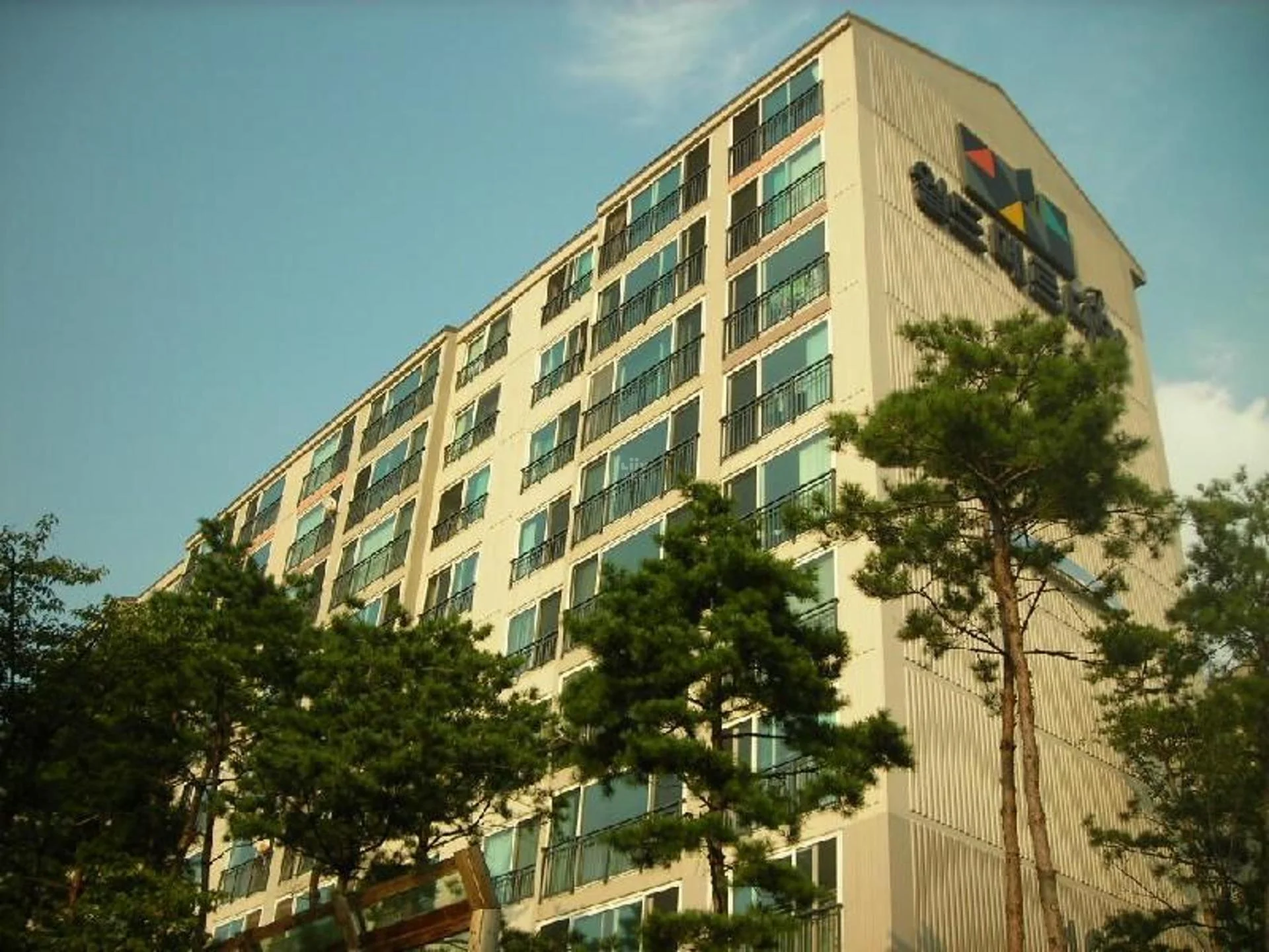 북한산월드메르디앙 아파트 건물 외관
