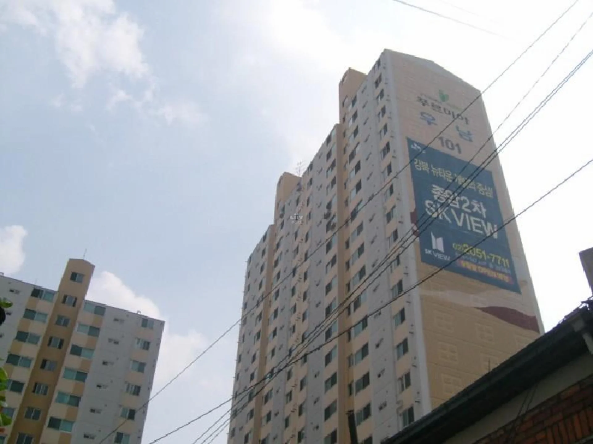 우남푸르미아 아파트 건물 외관