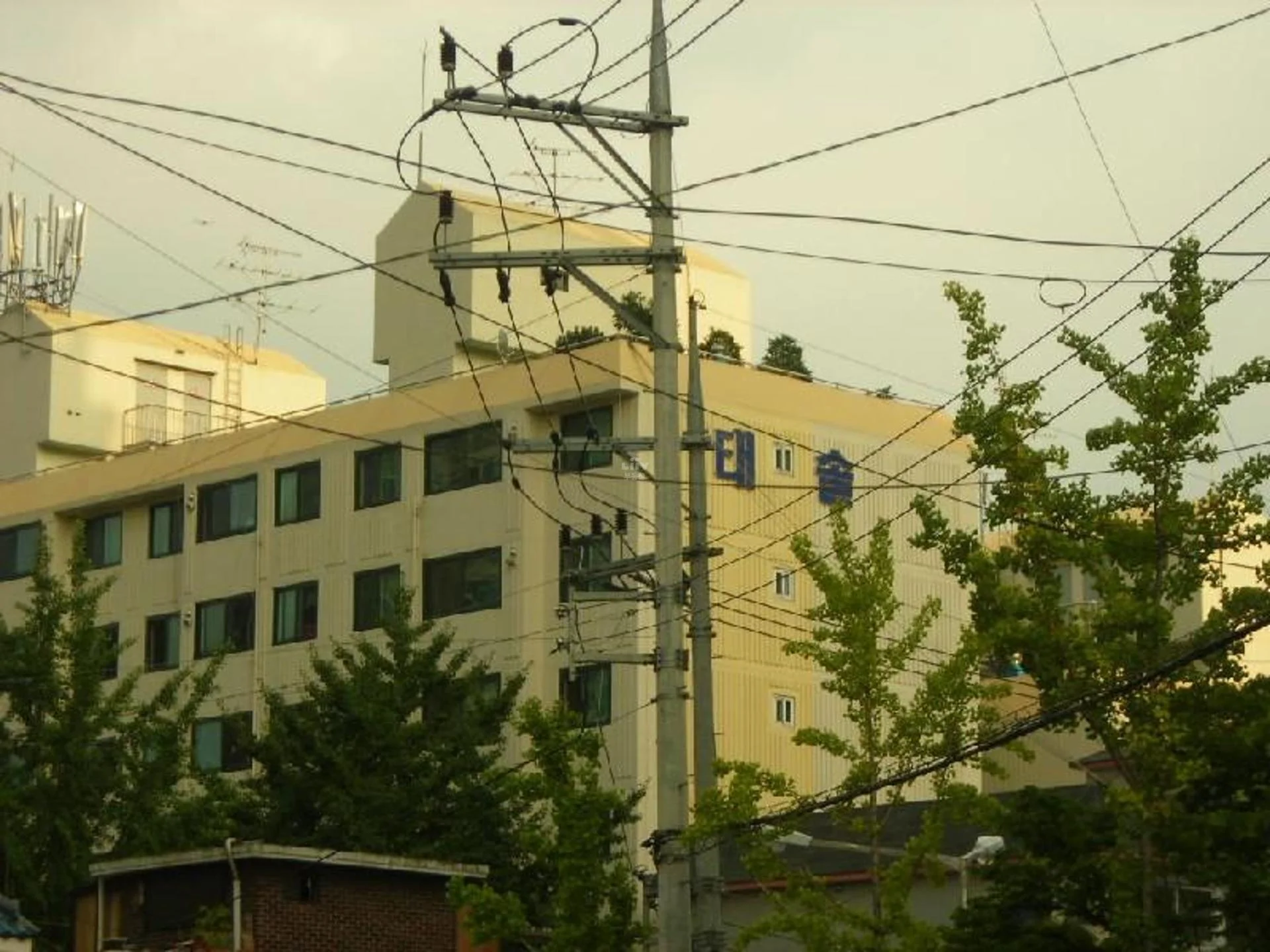 태솔유니크빌 오피스텔 건물 외관