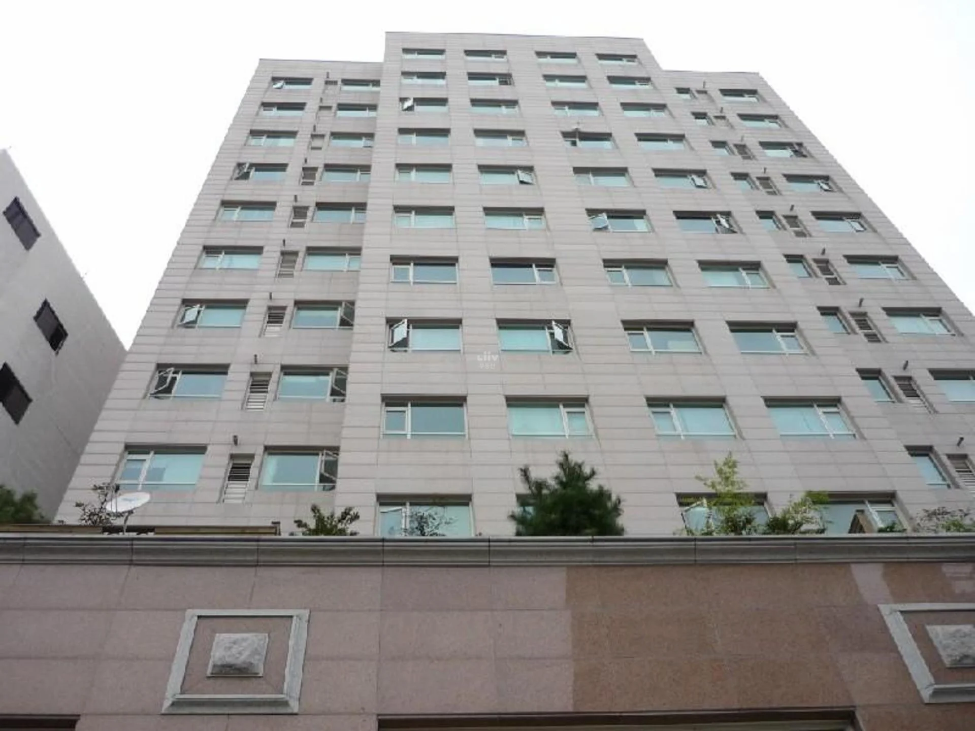 메이씨티 오피스텔 건물 외관