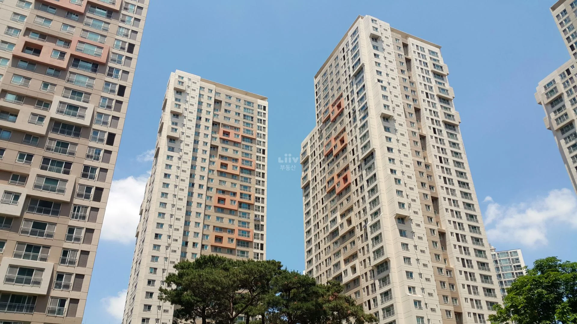 금천롯데캐슬골드파크1차 아파트 건물 외관