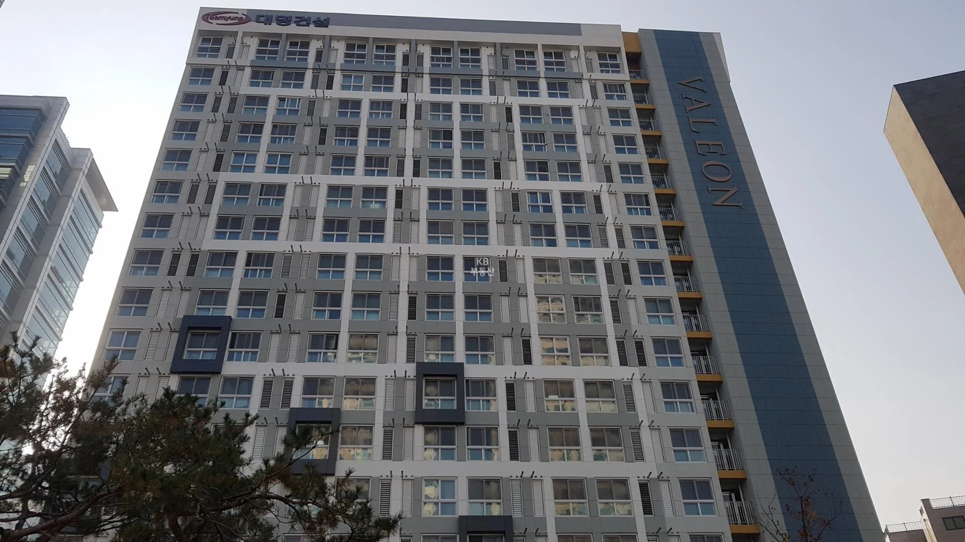 가산대명밸리온 건물 외관