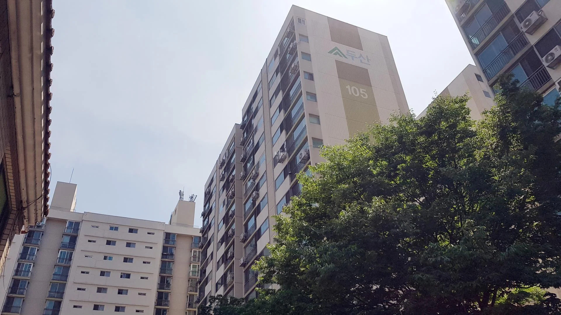 두산 아파트 건물 외관