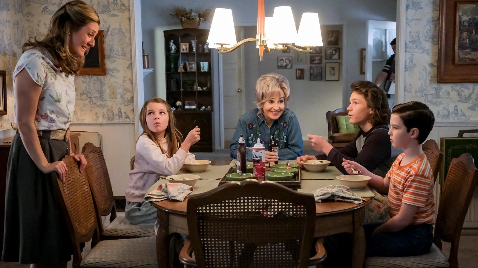 시트콤 <영 셸던>