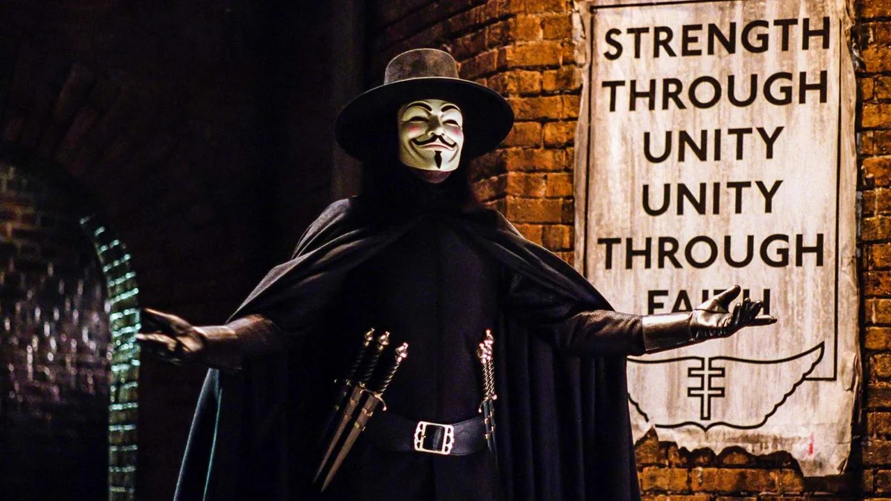 영화 <브이 포 벤데타> 웨이브 4월 종료 예정작