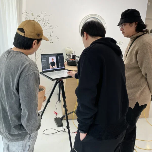 촬영현장-논의-BTYplus