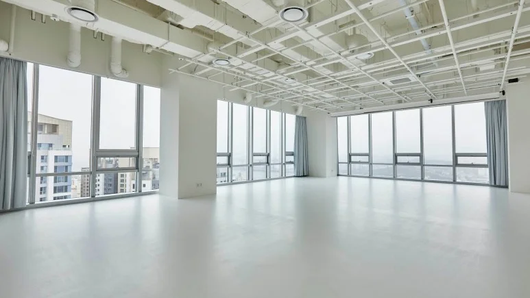 플레이리스트 사무실 인테리어 스튜디오 내부