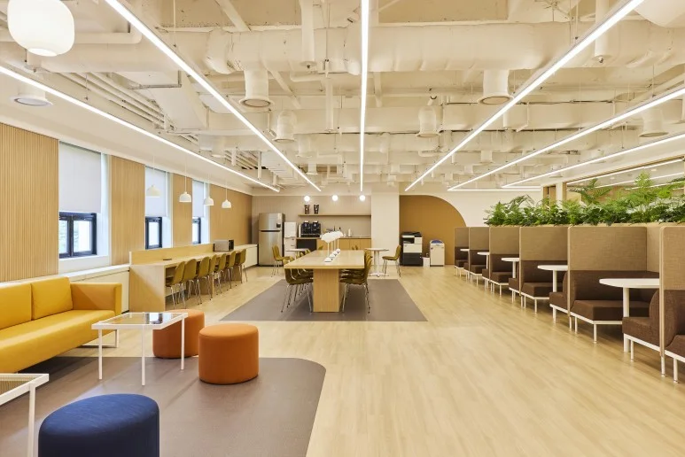 현대자동차 송암빌딩 사무실 라운지 인테리어