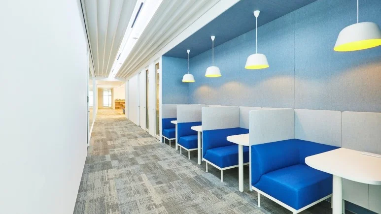 코인원 사옥 라운지 집중 업무 공간