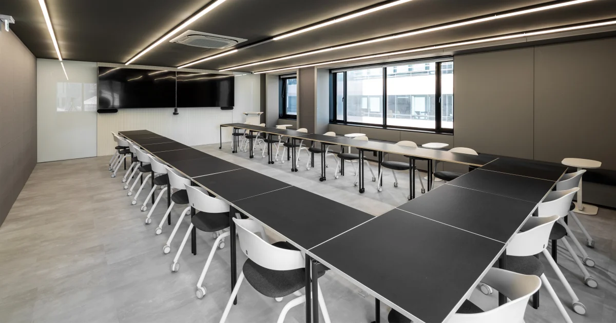 모라이 대회의실