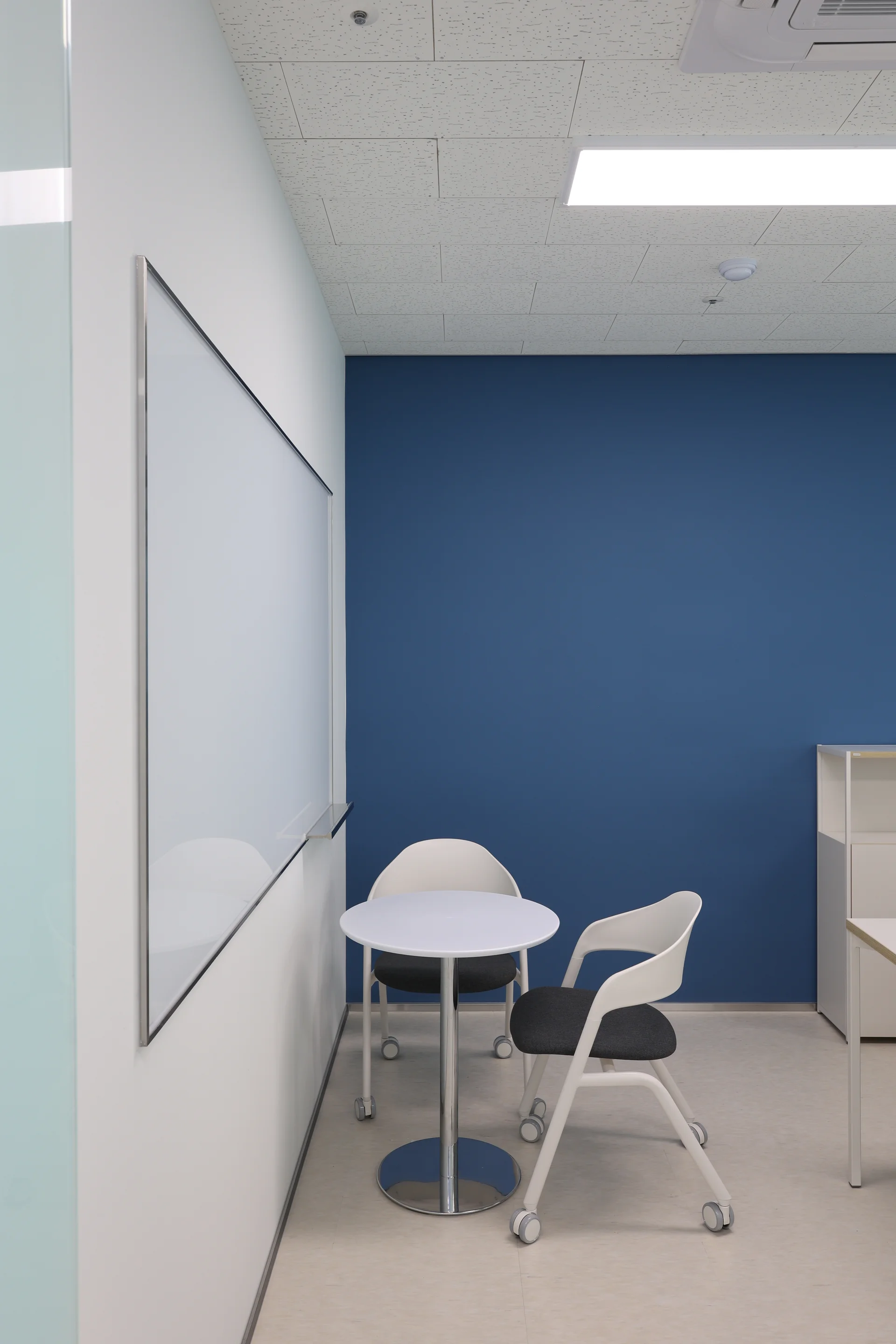 RDS 사무실 임원실 테이블