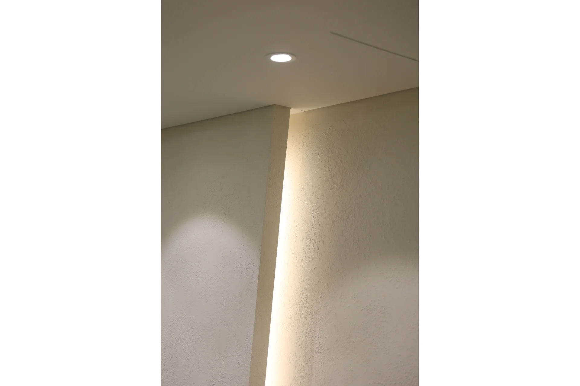 엑스와이지 사무실 대리석 질감 특수 페인트 도장 이미지