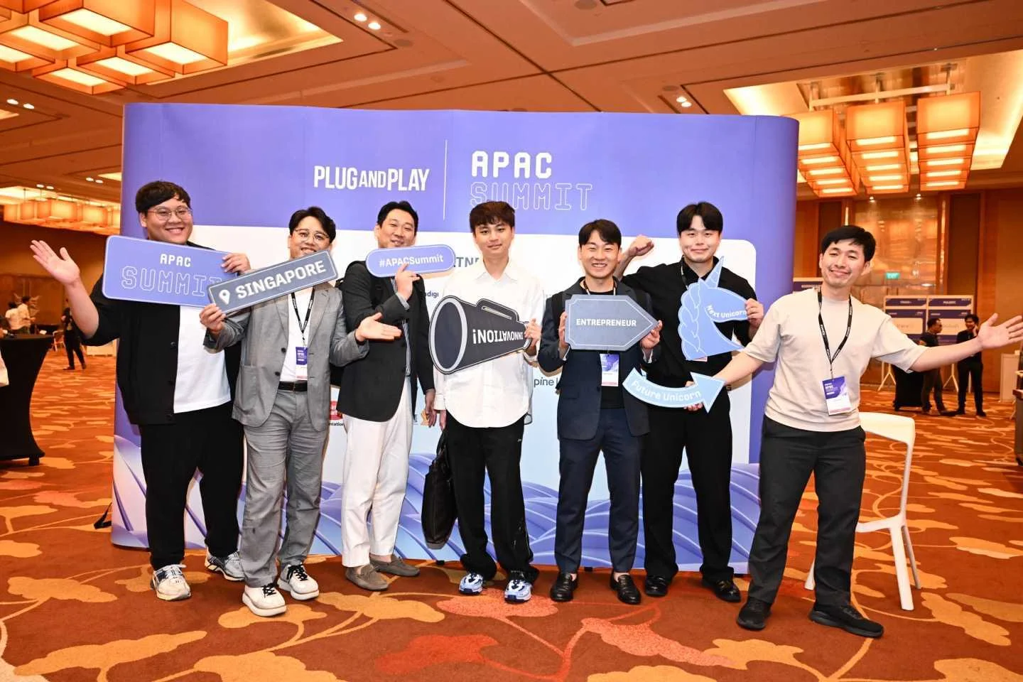 K-Global 참가팀 기념 촬영