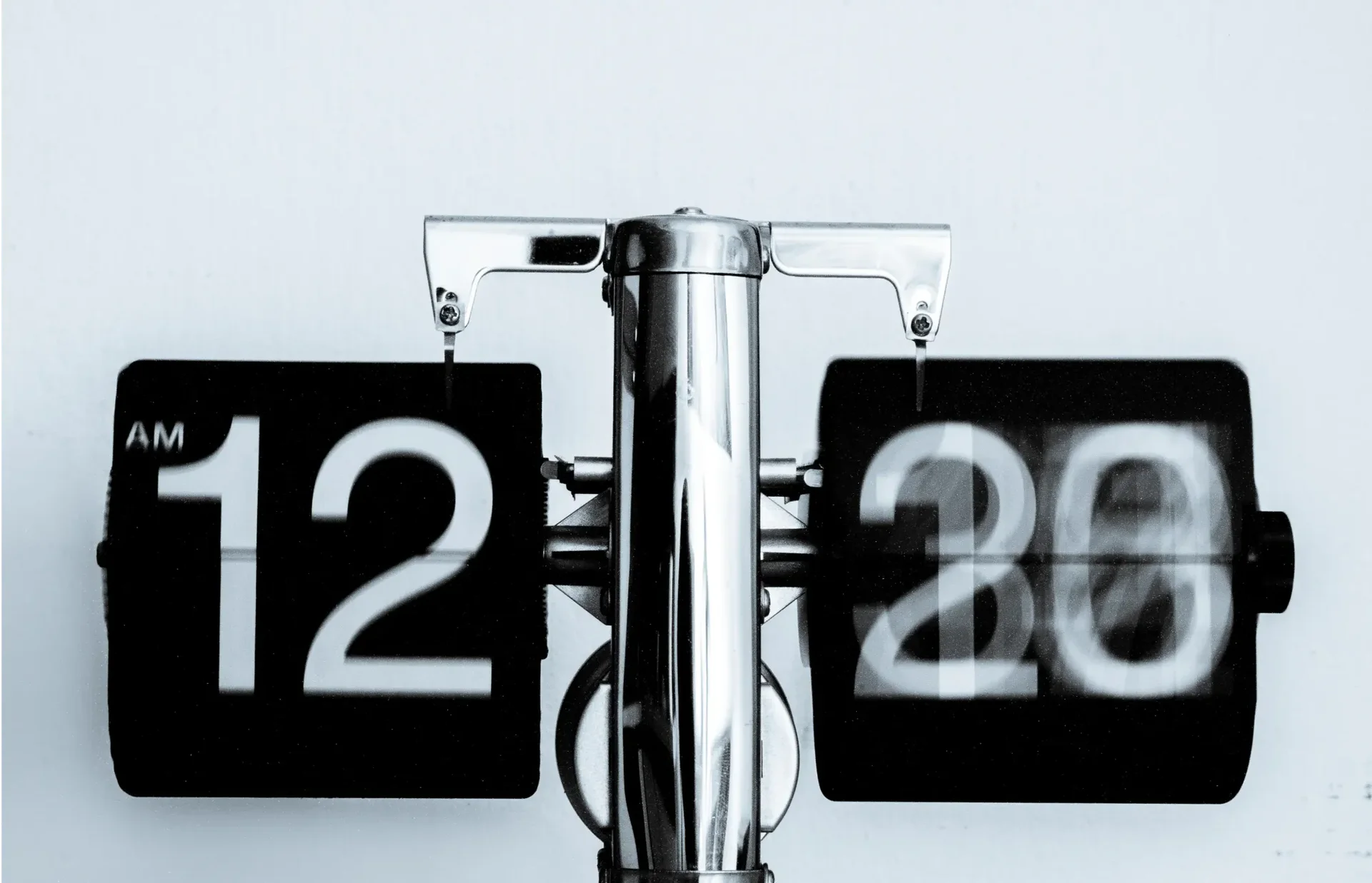 time-glowing-clock-images