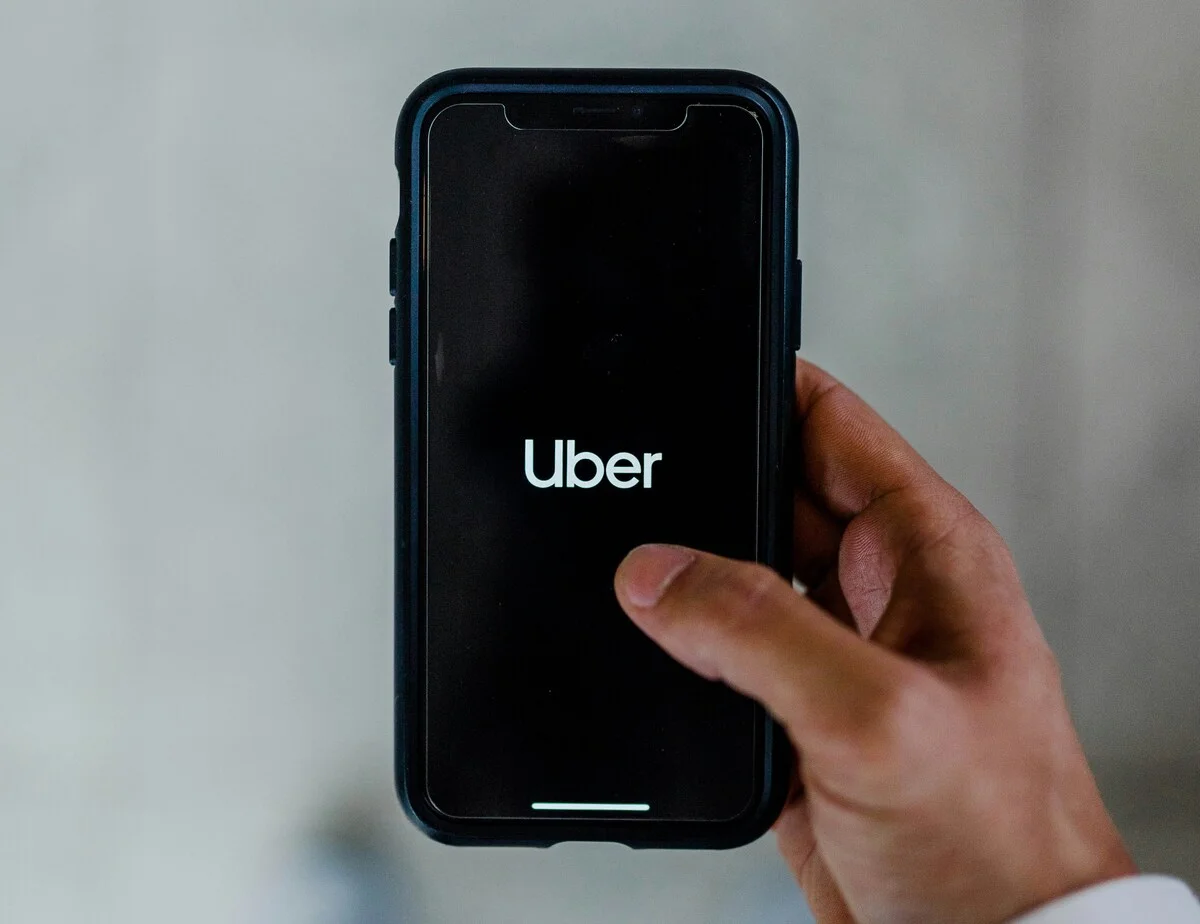 CRM 마케팅, CRM 마케팅 성공 사례, 웰컴 기프트, 고객 리텐션, 고객 경험