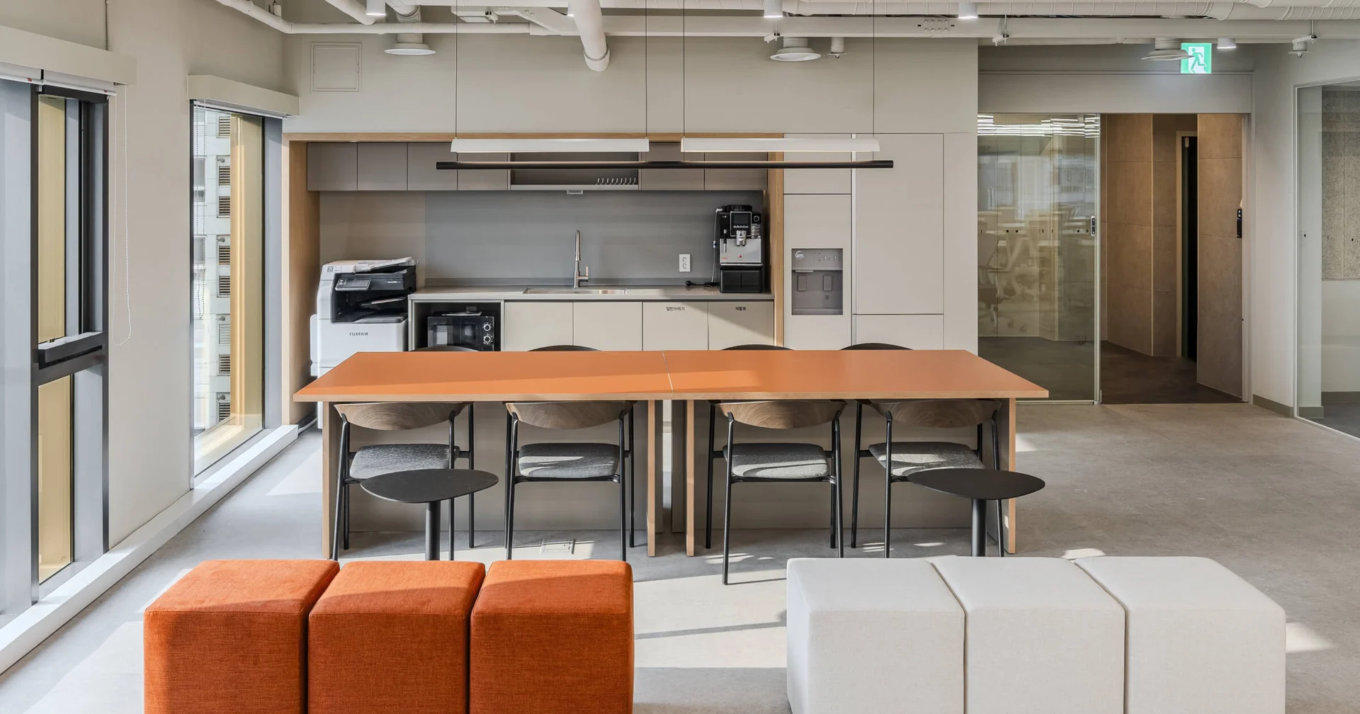오피스B 역삼 2호점 휴게 공간