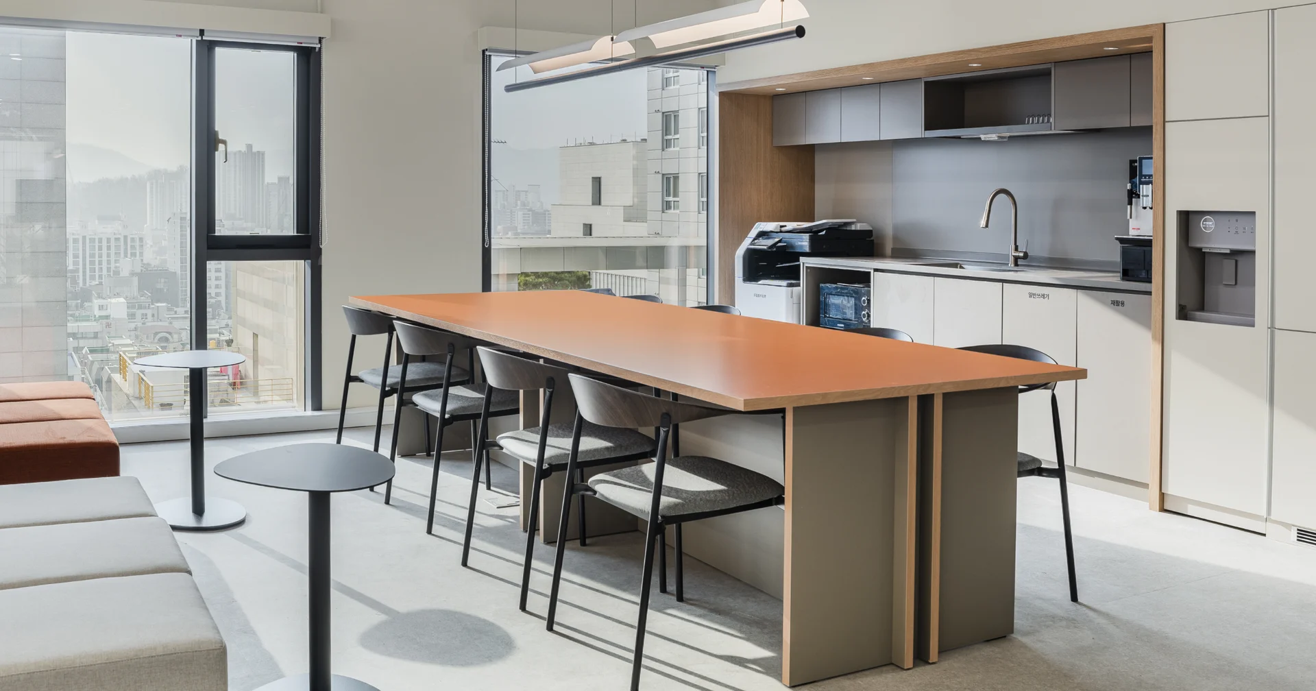 오피스B 휴게 공간