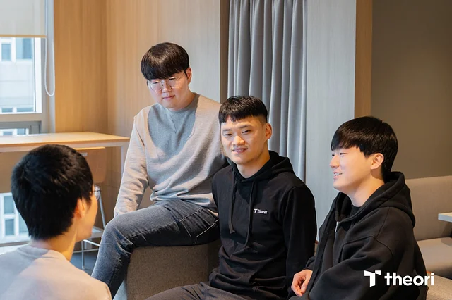 Theori 취약점 연구 팀