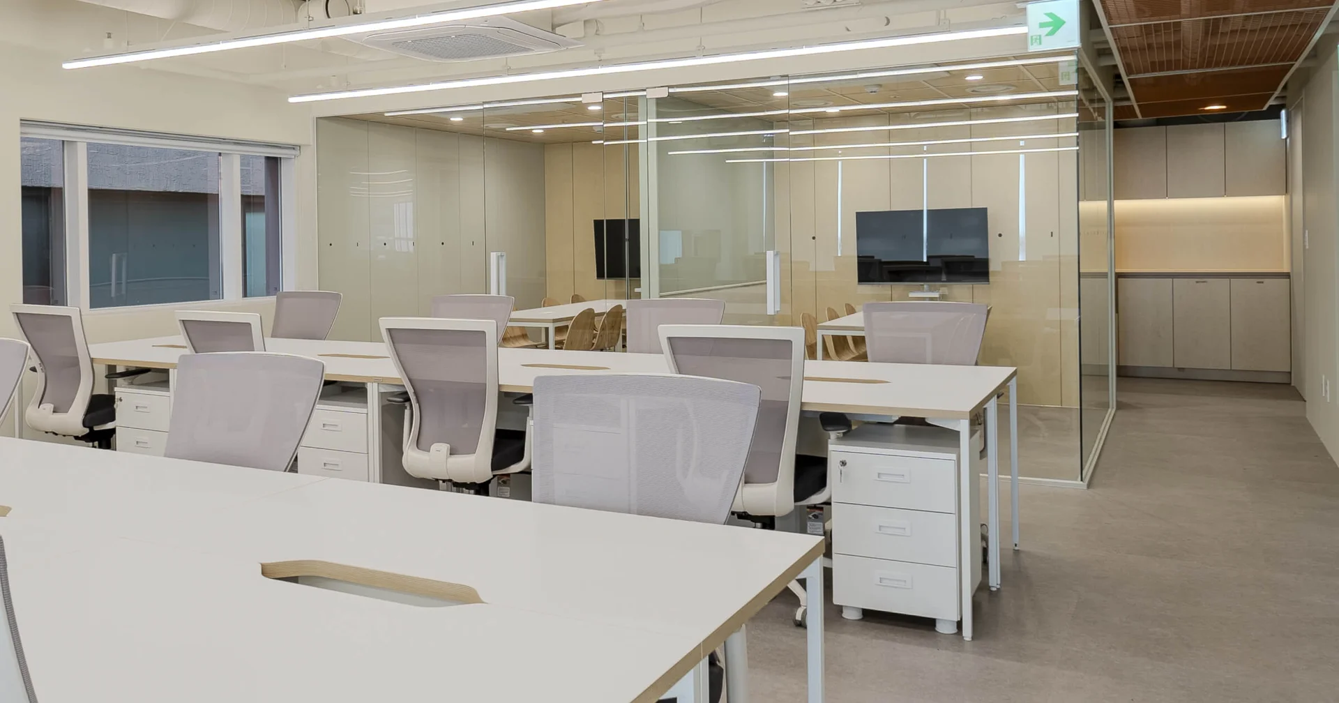 오피스B 회의실 2개