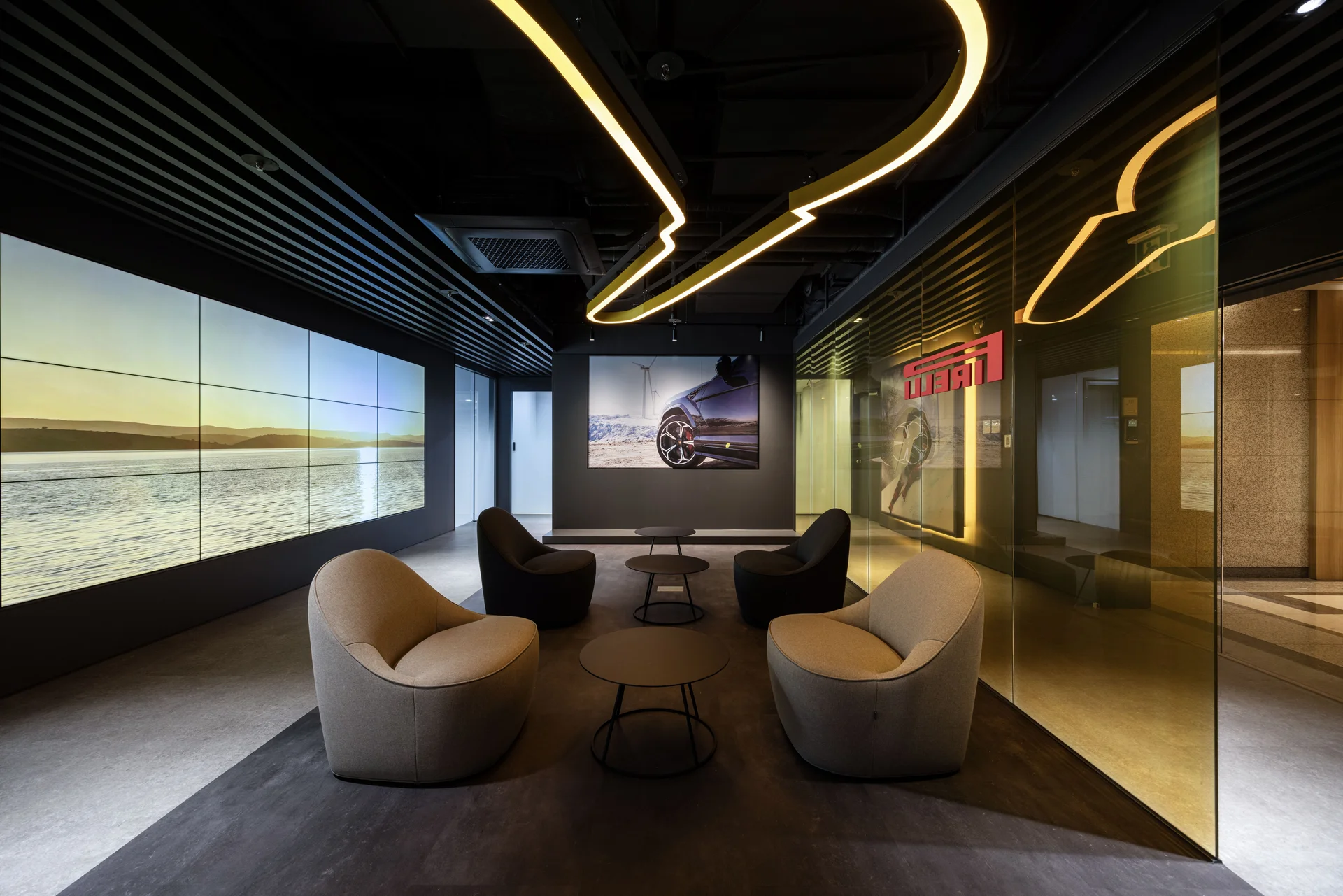 피렐리 사무실 인테리어 리셉션 라운지 프리미엄 디자인, 멀티 비전 인테리어