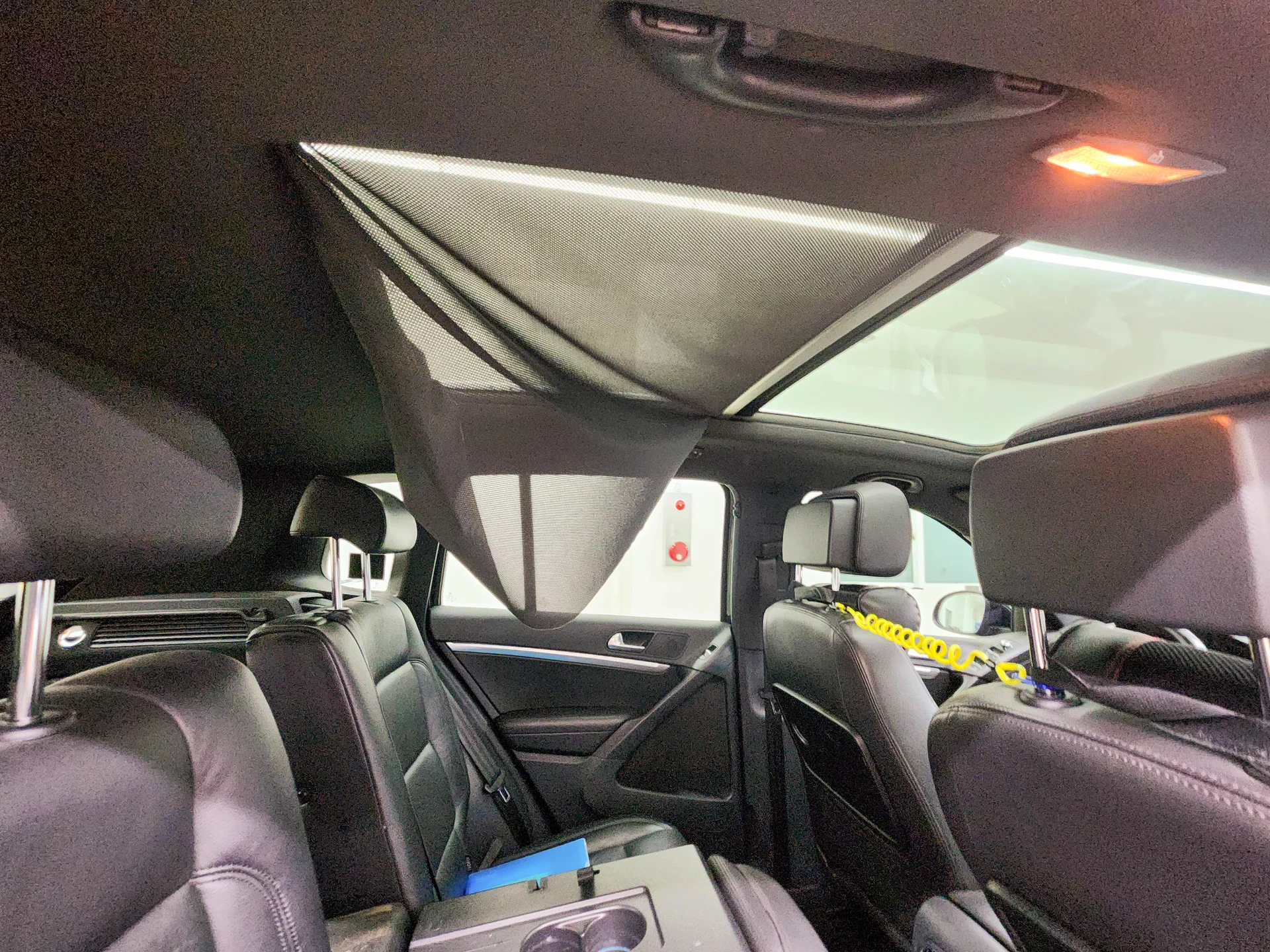 티구안 썬루프수리