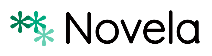 Novela의 로고. 왼쪽에는 서로 겹쳐진 세 개의 별표(*) 모양이 초록색 그러데이션으로 배열되어 있고, 오른쪽에는 둥글고 간결한 고딕체로 “Novela”라는 영문 텍스트가 검은색으로 쓰여 있다. 로고 전체는 부드럽고 현대적인 인상을 주며, 창작과 아이디어의 다양성을 상징하는 느낌을 전달한다.
