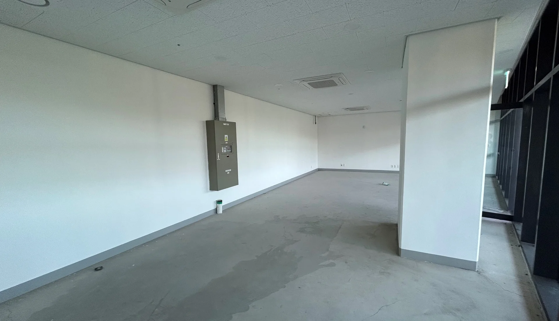 오픈리서치 사무실 공사 전 비포 모습