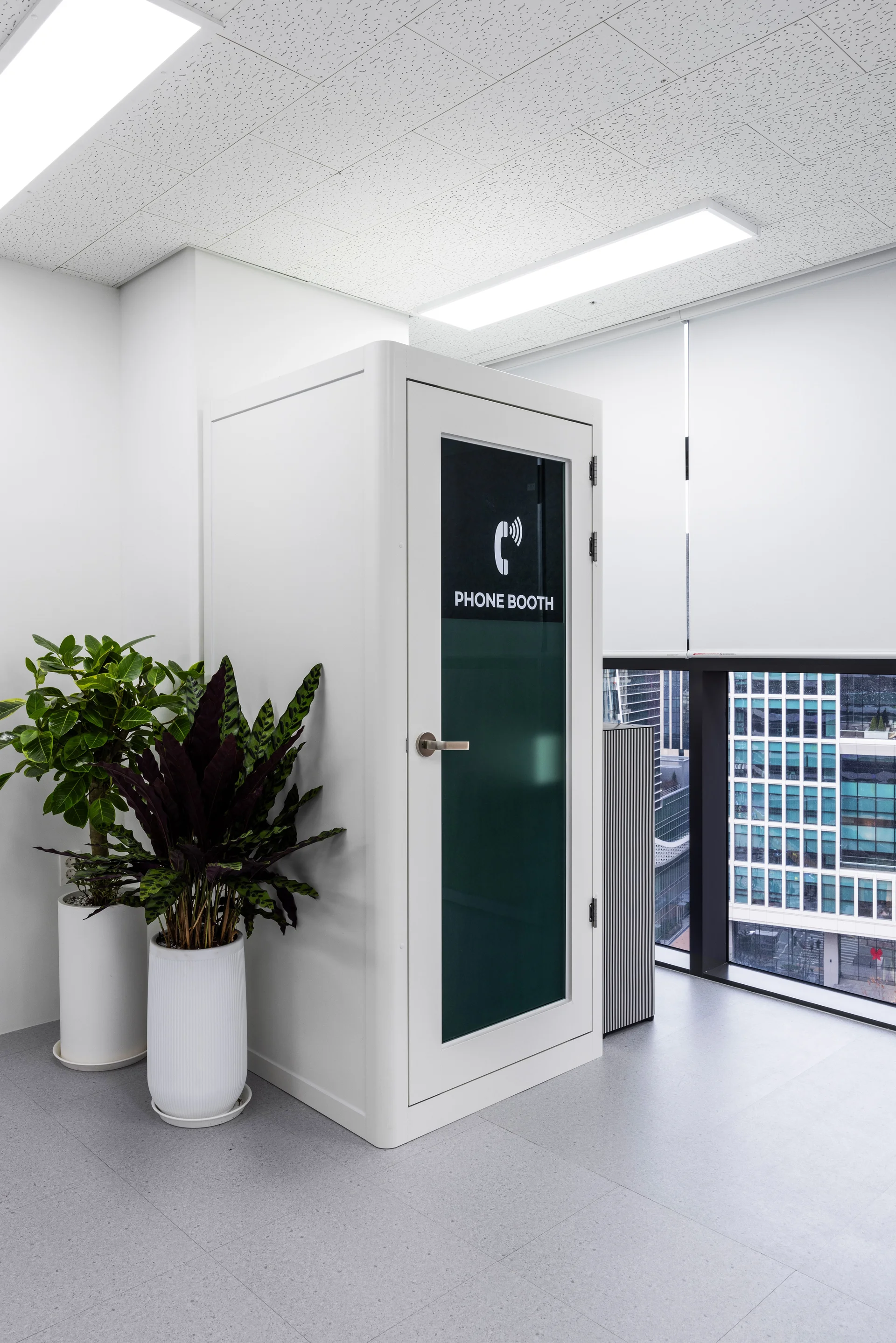 메디트릭스 사무실 폰 부스 인테리어