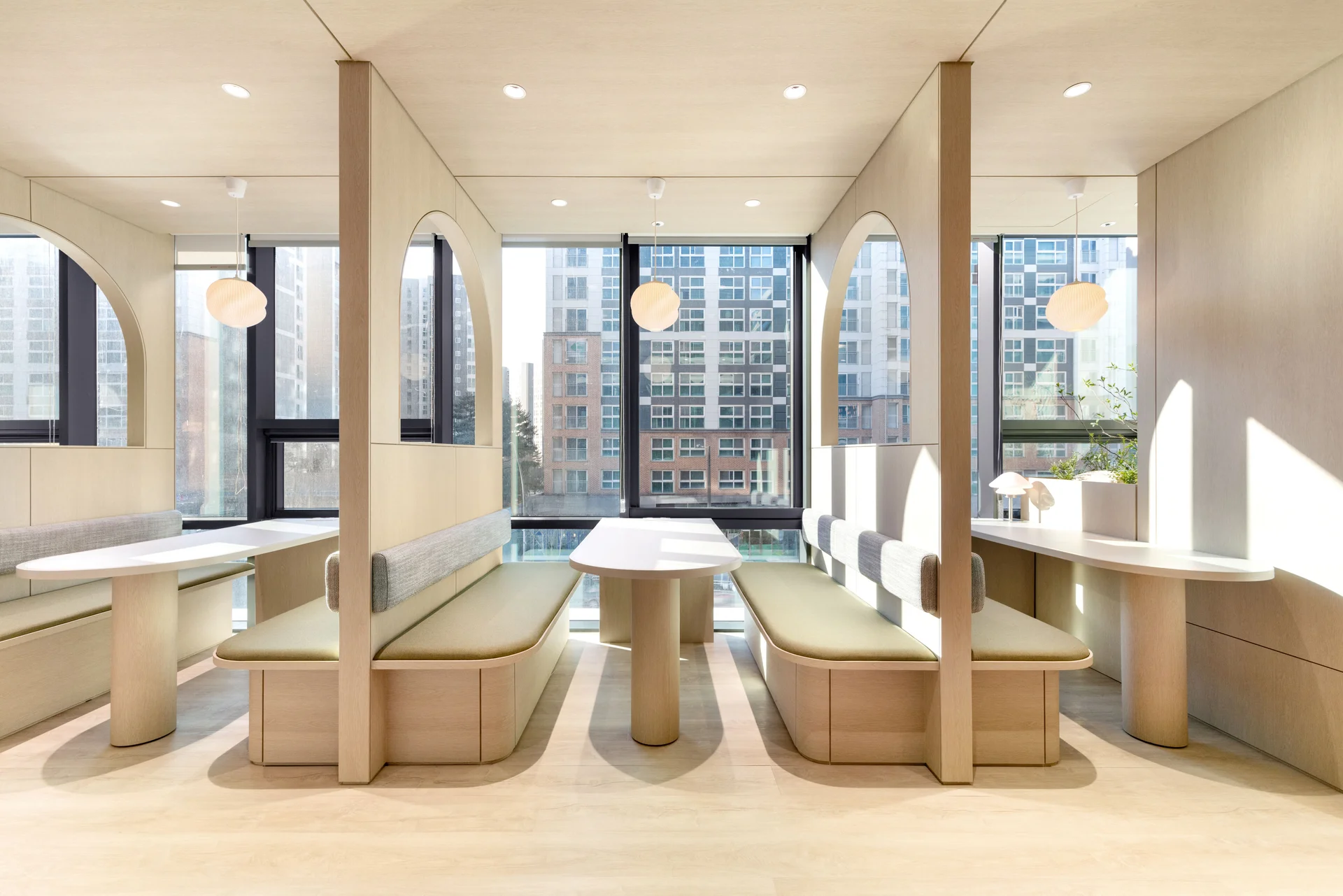 패스트파이브 마곡나루점 메인 라운지 부스형 좌석