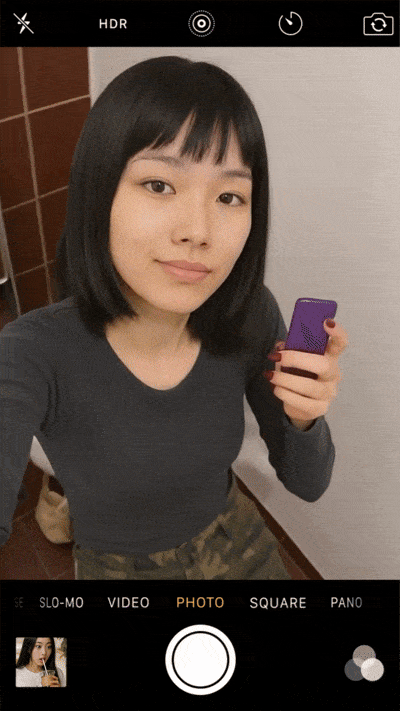 캐럿 AI 이펙트 기능으로 사진에 강렬한 폭발 효과를 적용한 AI 이미지 변환 결과 예시