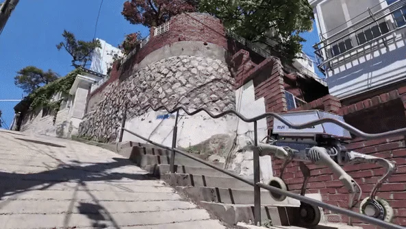 계단 로봇 주행