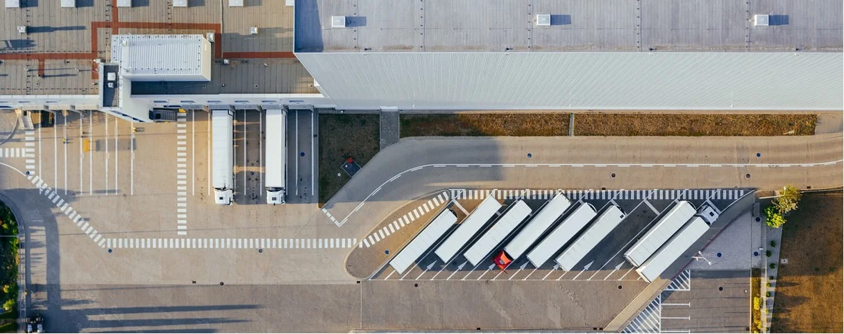 풀필먼트 셔틀 운영이 실패하는 진짜 이유 - 일용직 기반의 유동 인력과 돌발 상황