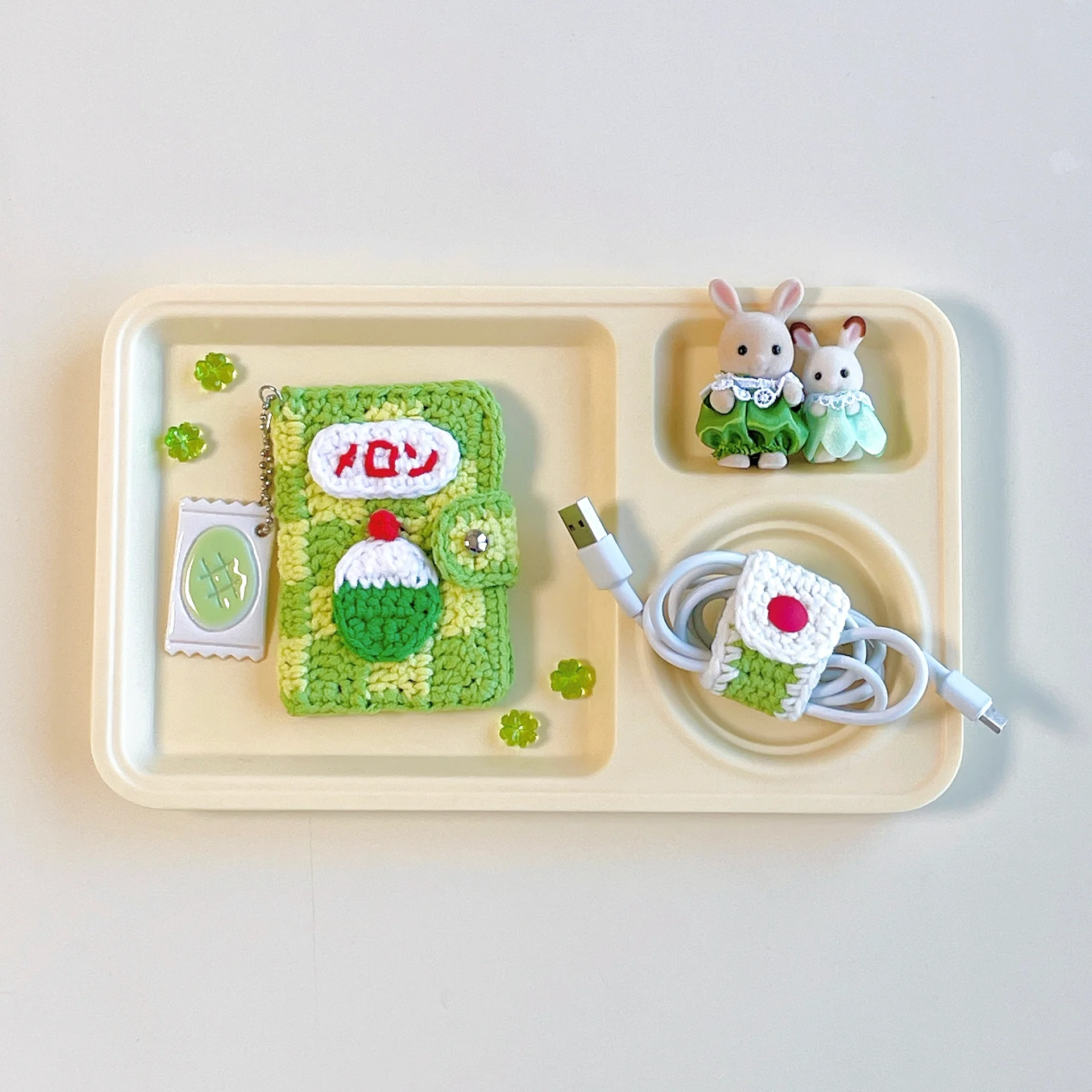 윗치폼 뜨개 소품 뜨개질 CHIONE 치오네