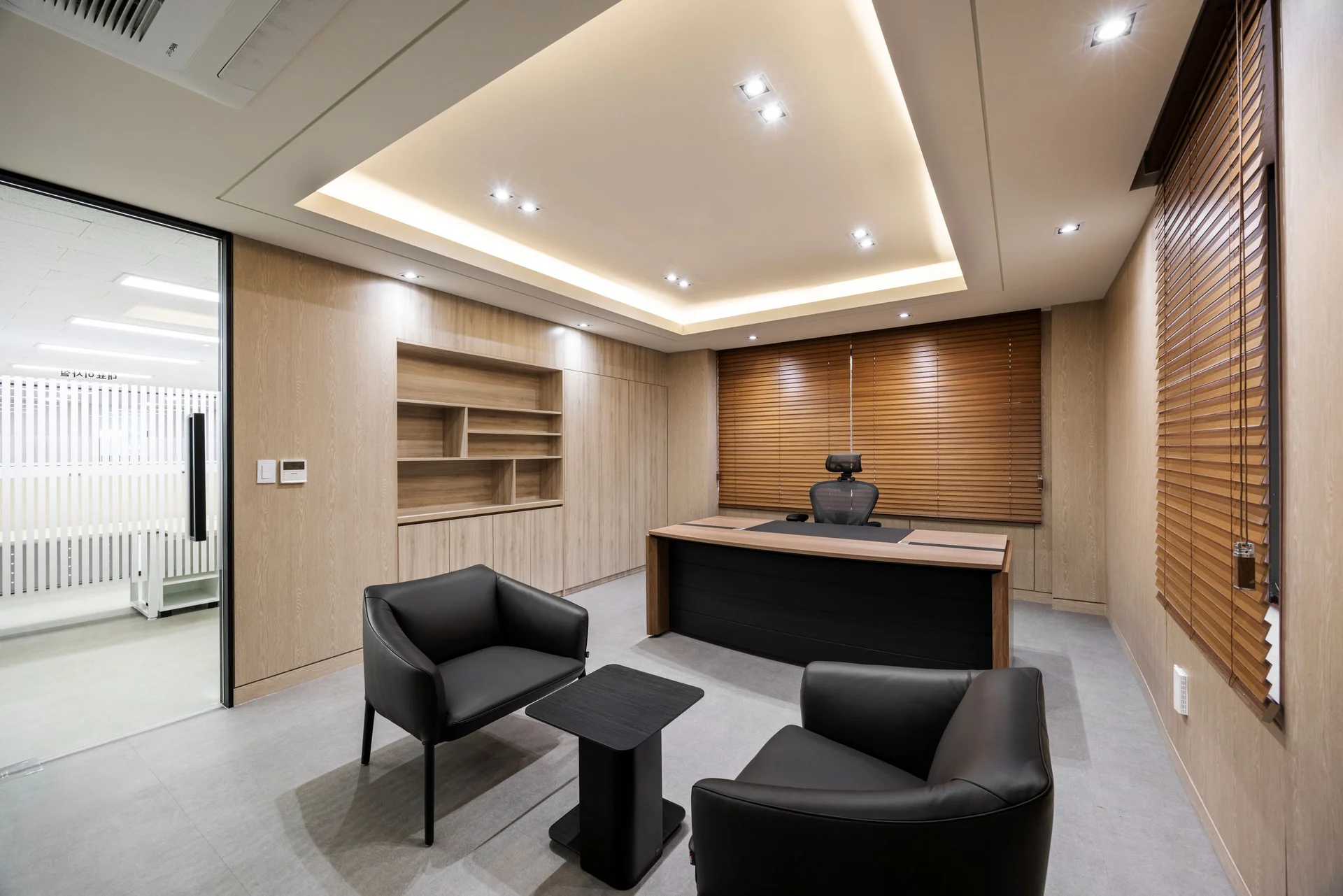 애드윈코리아 대표실 인테리어 전경