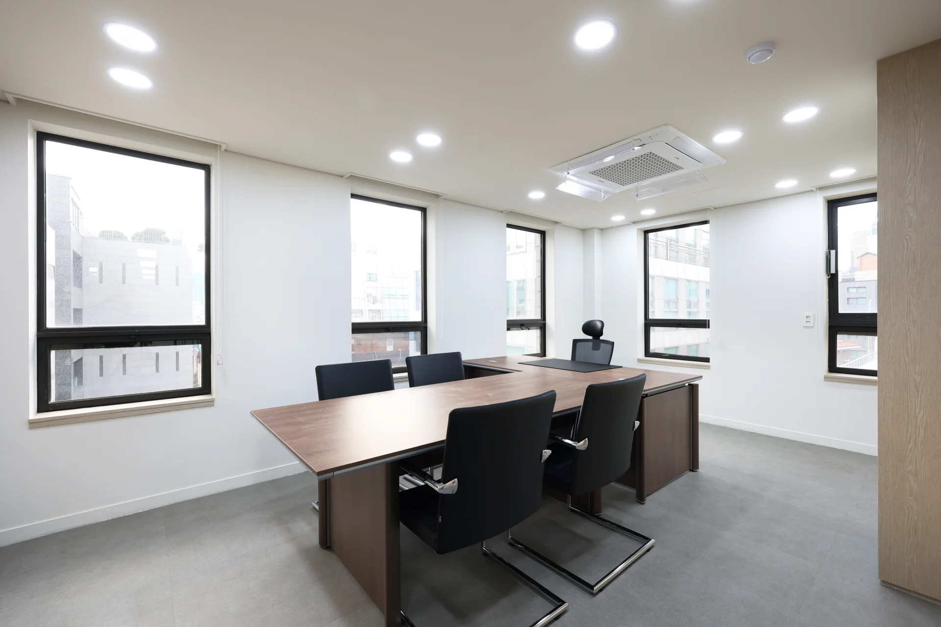 애드윈코리아 중역실 인테리어 전경