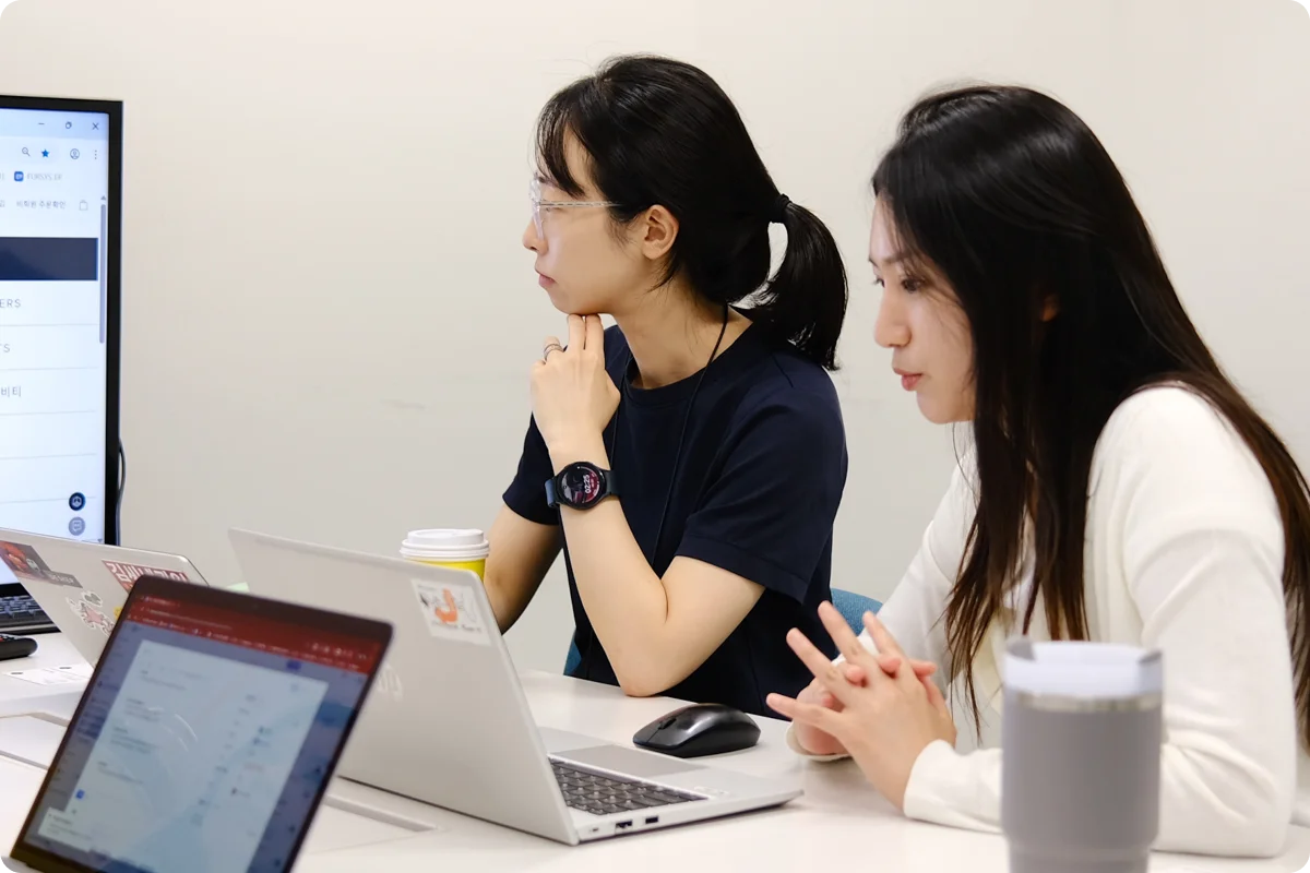 블룸에이아이와 인터뷰 중인 데스커 B2B 사업팀