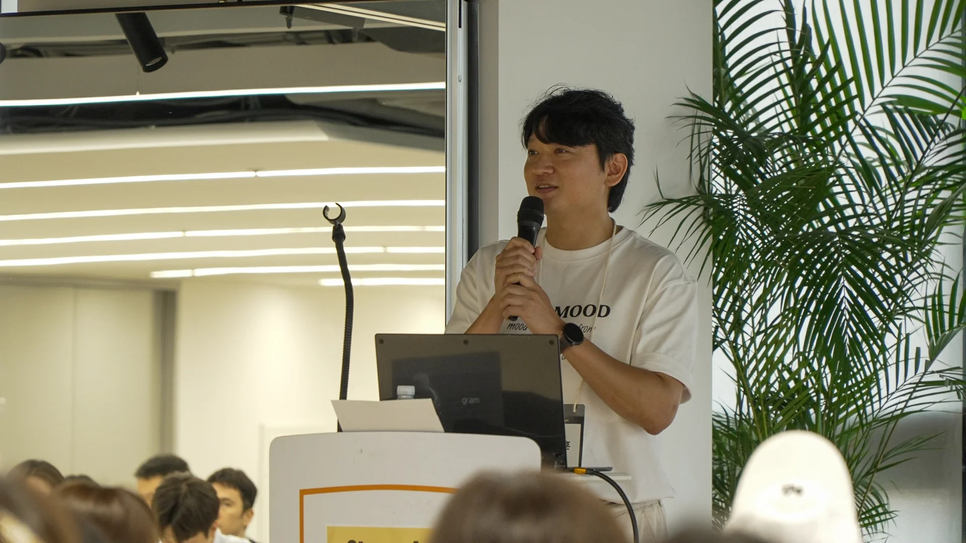 질의에 답변하는 (주)엔코위더스 오정훈 대표