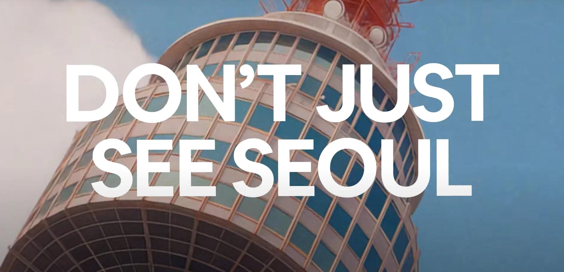 에어비앤비 유튜브 콘텐츠로 Don't just see SEOUL이라고 표시됨