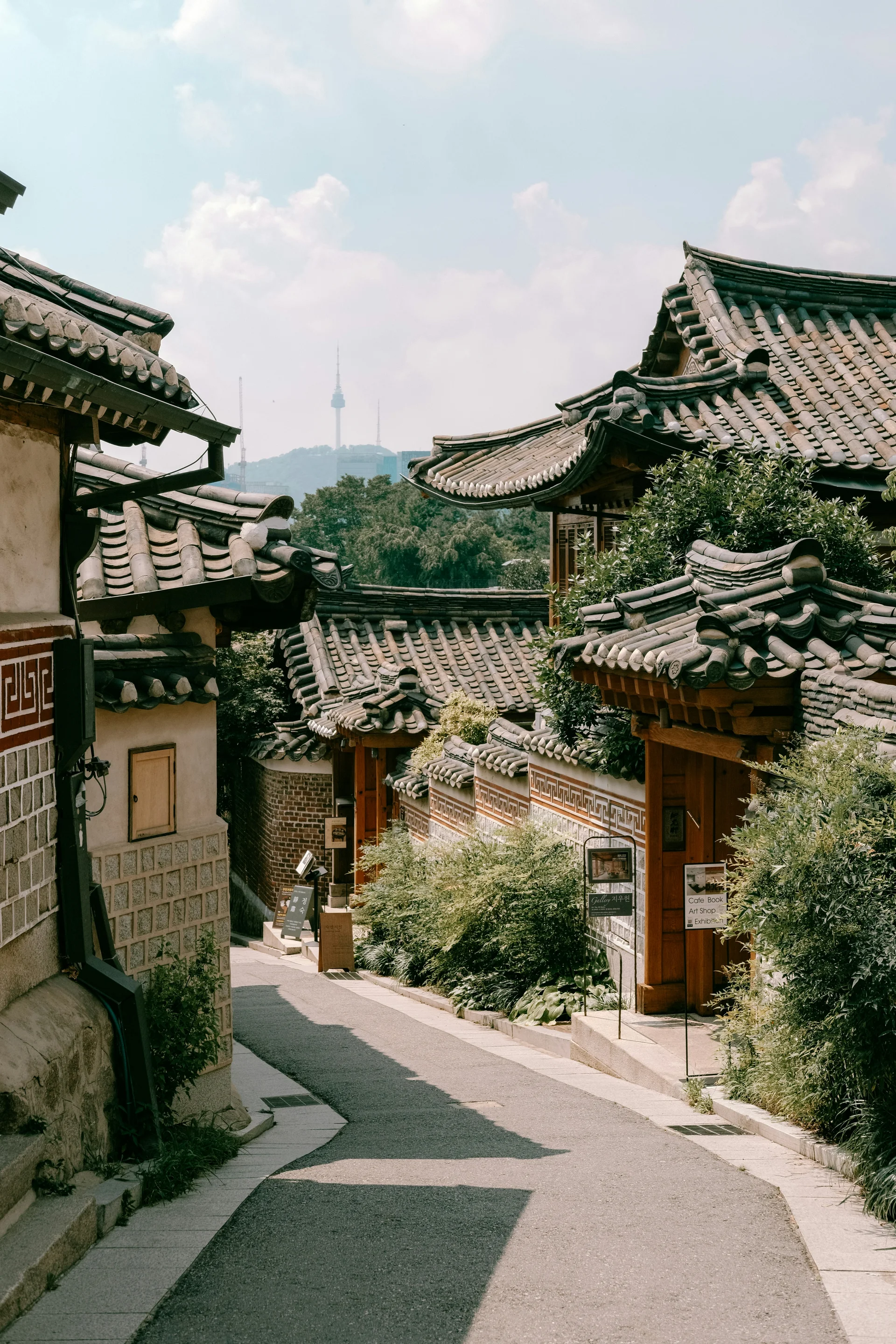 엔코스테이는 한국을 찾는 외국인들이 편하게 스테이를 찾도록 돕습니다.