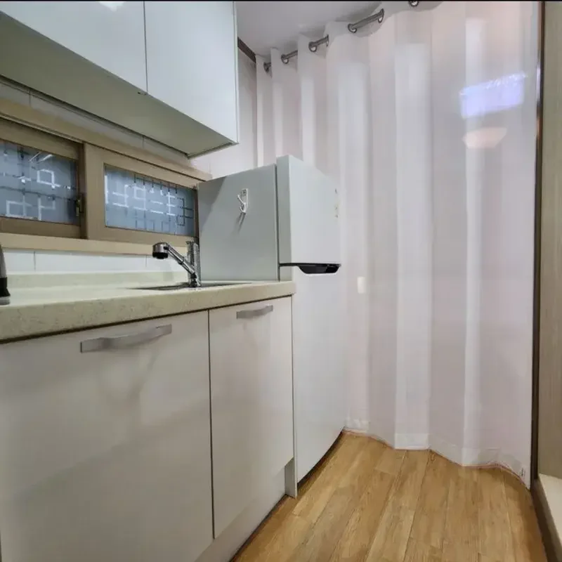 enkostay modern studio