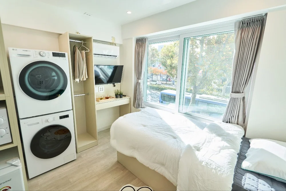 bella stay room tour image