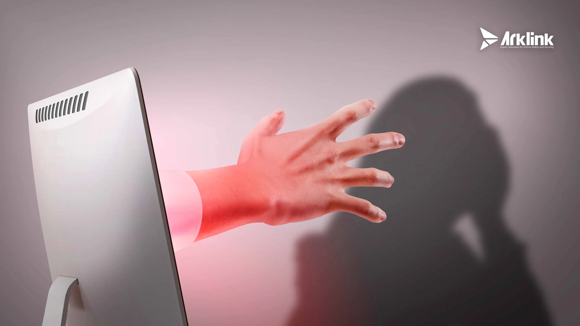 몸캠피싱 범죄의 진화: 디스코드를 이용한 접근 수법